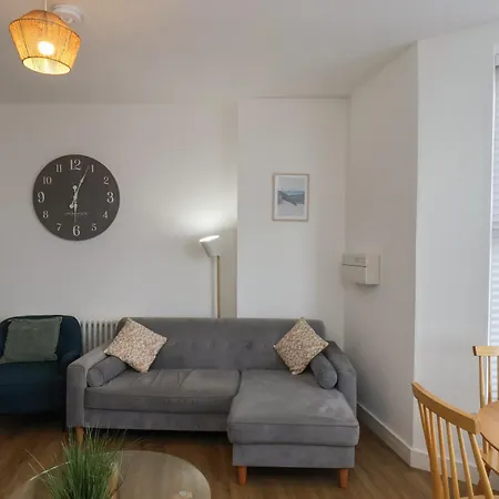 Apartament Glenholme 1 *